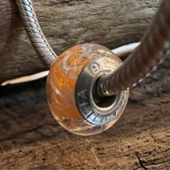 New Authentic Chamilia Charm- Poppy Field Murano Glass Orange Pastel White Pink - Picture 3 of 3